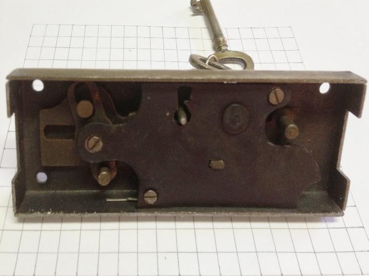 Cerradura de puerta. 
