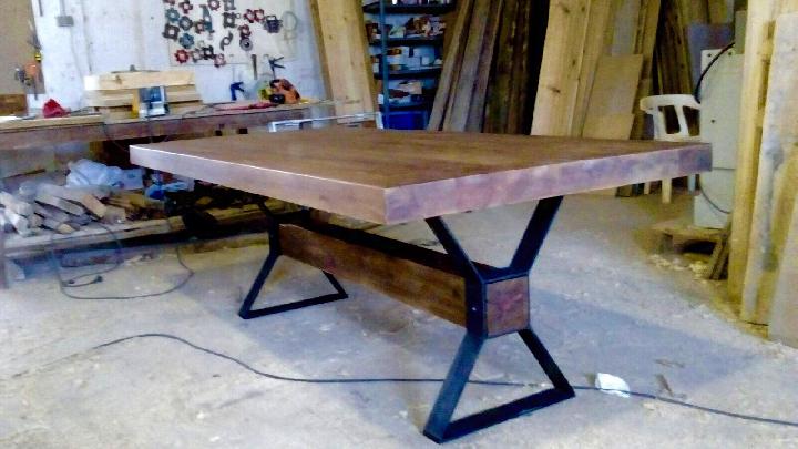 Pie de mesa