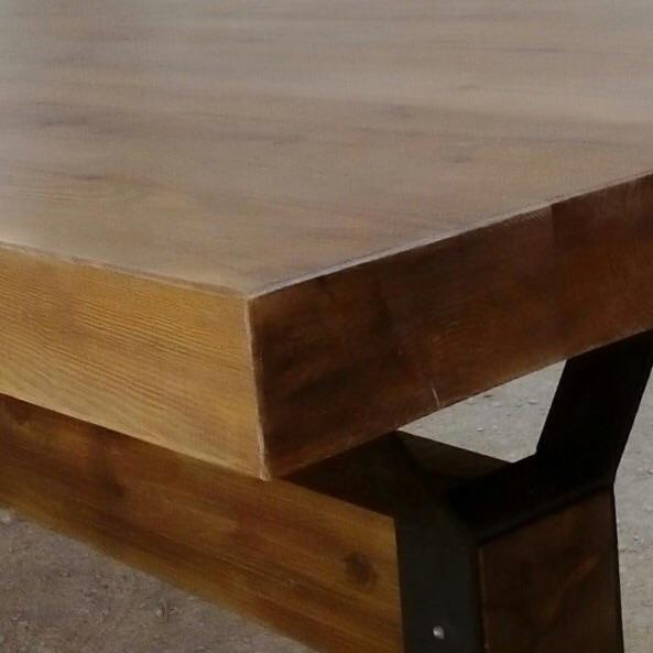 Pie de mesa