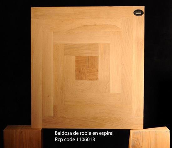 Baldosa de roble