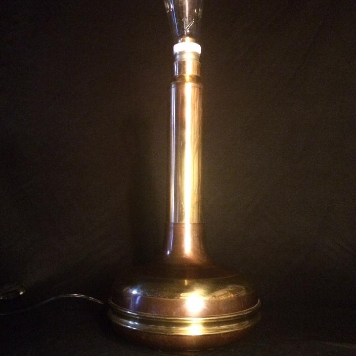 Lámpara de mesa