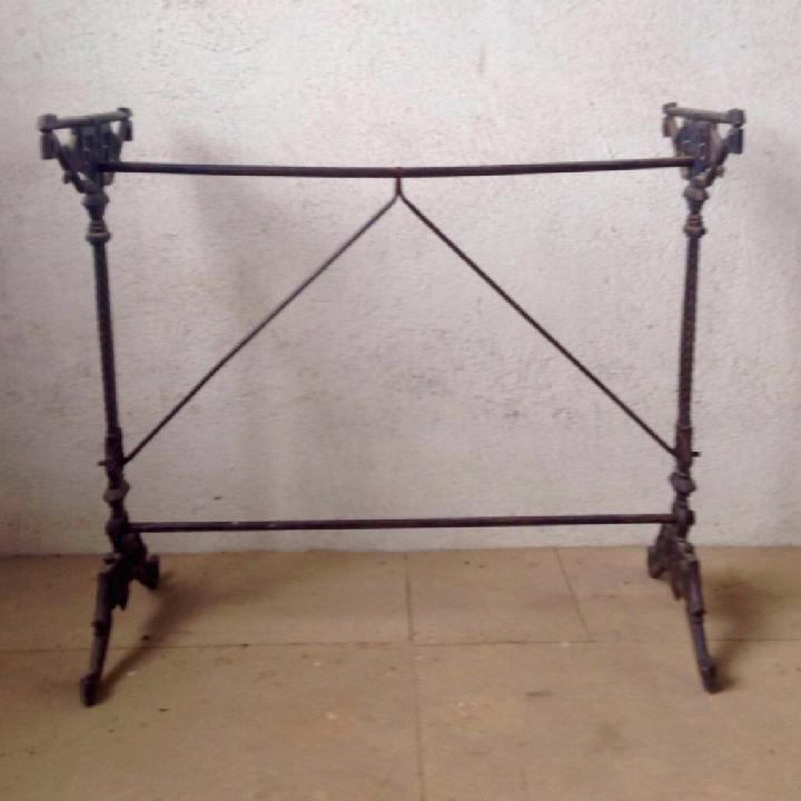 Pie de mesa