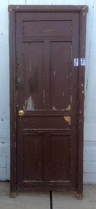 Puerta exterior opaca