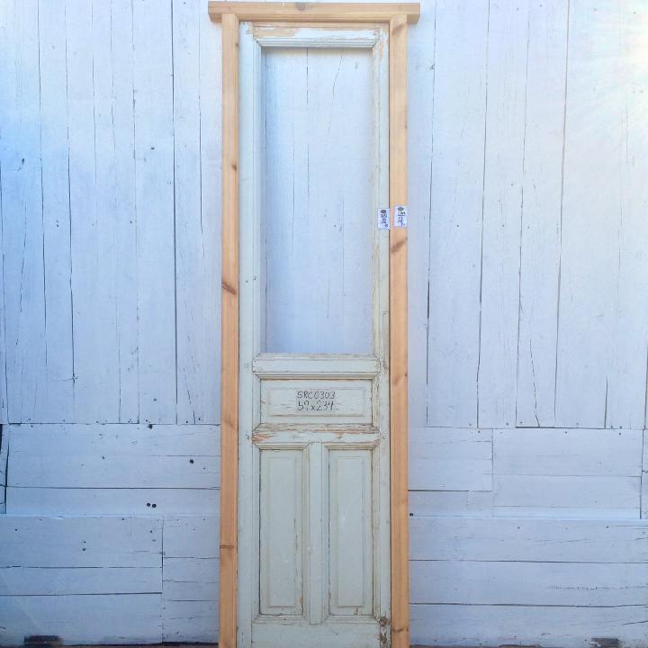 Puerta interior cristalera