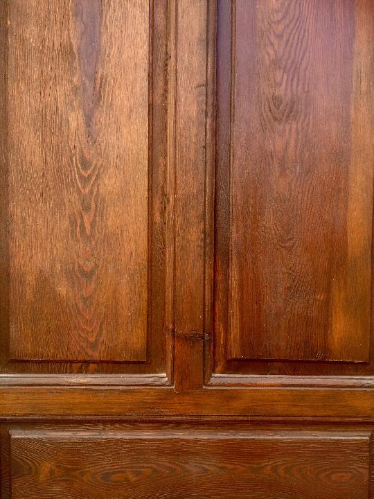 Puerta exterior opaca