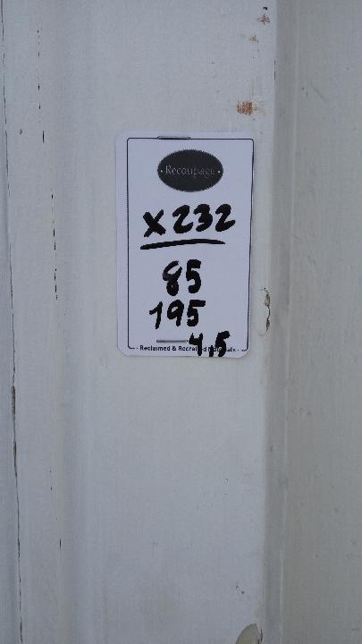 Puerta interior opaca