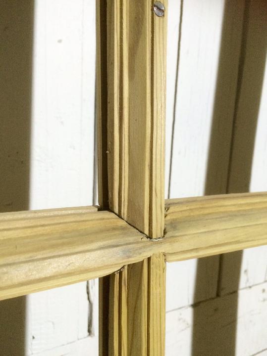 Puerta interior cristalera