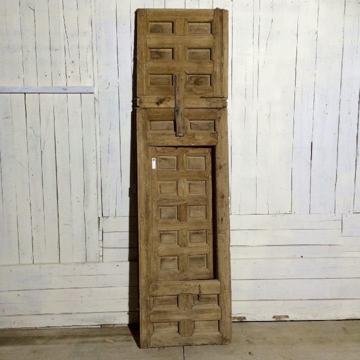 Puerta exterior opaca