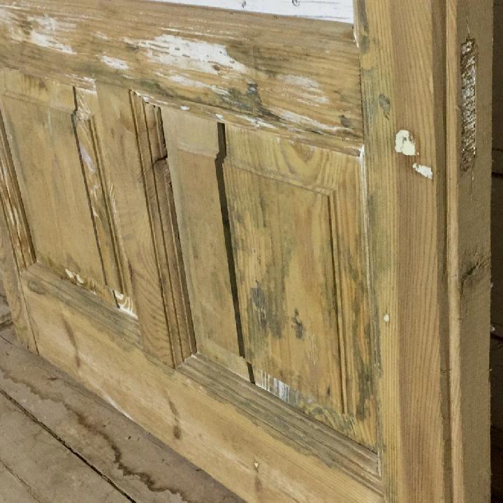 Puerta interior cristalera
