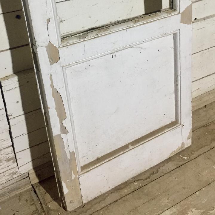 Puerta interior cristalera