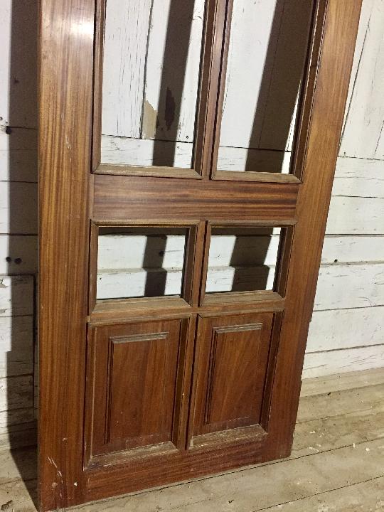 Puerta interior cristalera