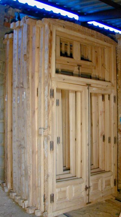 Ventana de 2 hojas  con sobreventana
