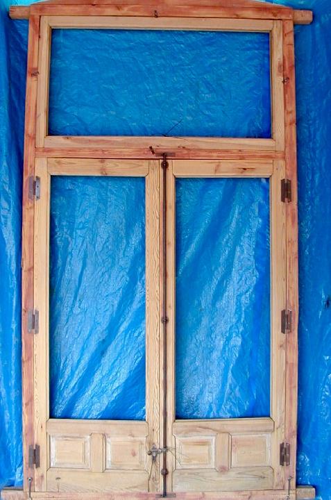 Ventana de 2 hojas  con sobreventana