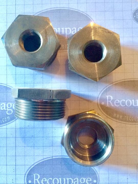 RD-04 Stock de los tapones necesarios para los viejos radiadores.