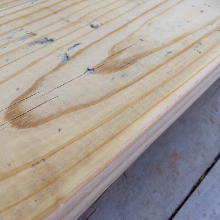 CP-02 Baldas de madera recuperada.
