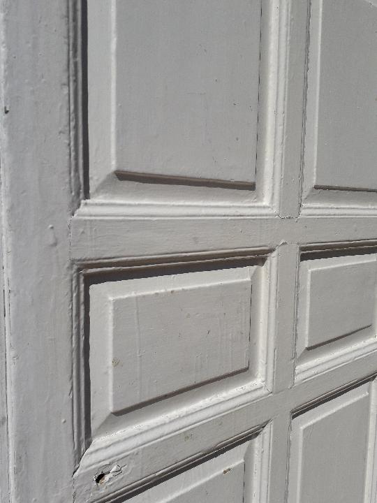 Puerta interior opaca