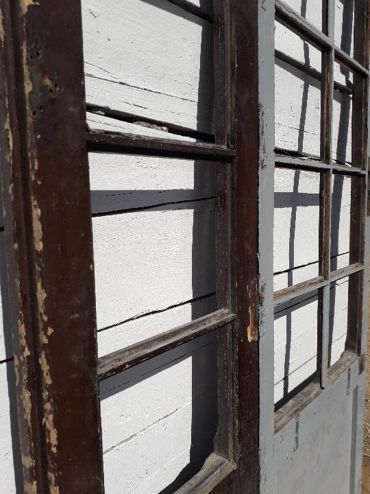 Puerta interior cristalera