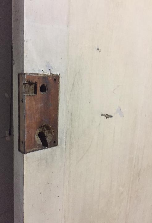 Puerta interior opaca