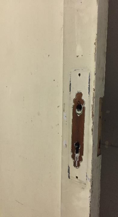 Puerta interior opaca