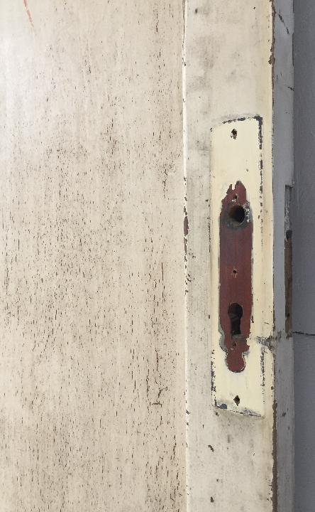 Puerta interior opaca