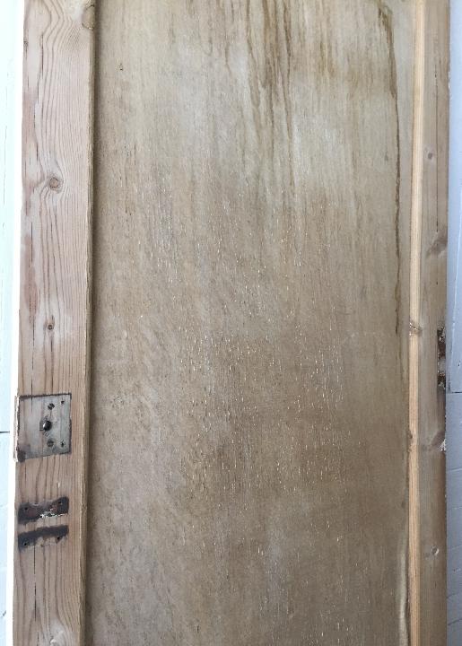 Puerta interior opaca