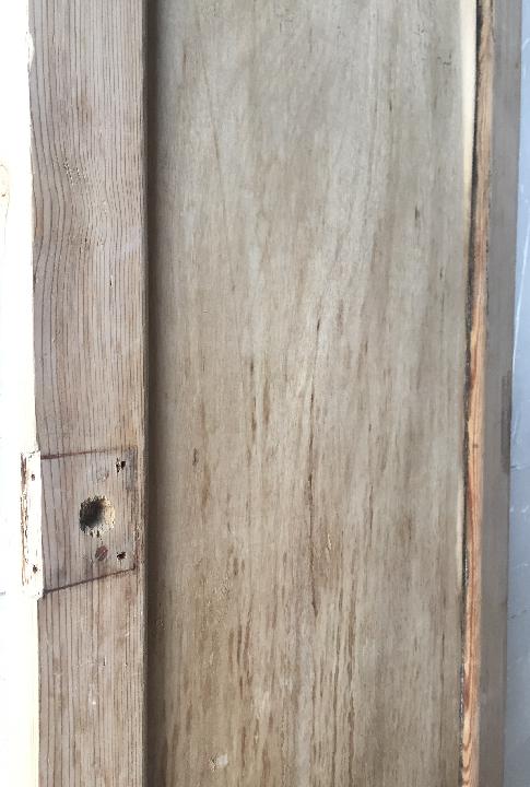 Puerta interior opaca