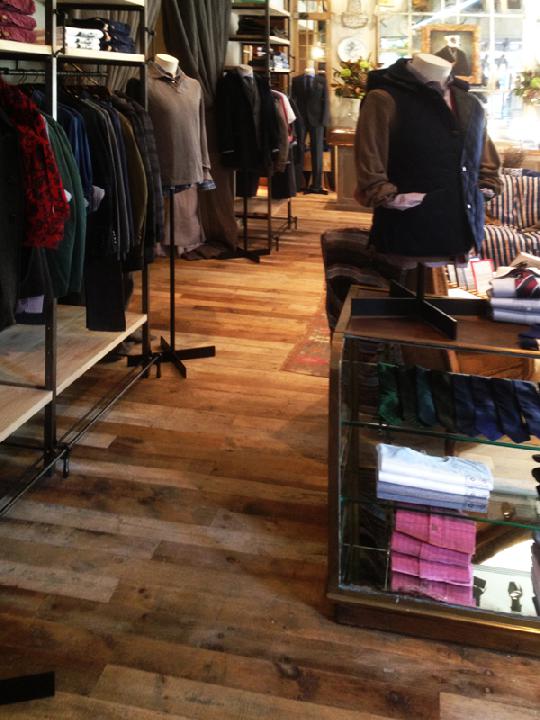 2014 Recoupage en la nueva tienda de Victorio y Lucchino. 