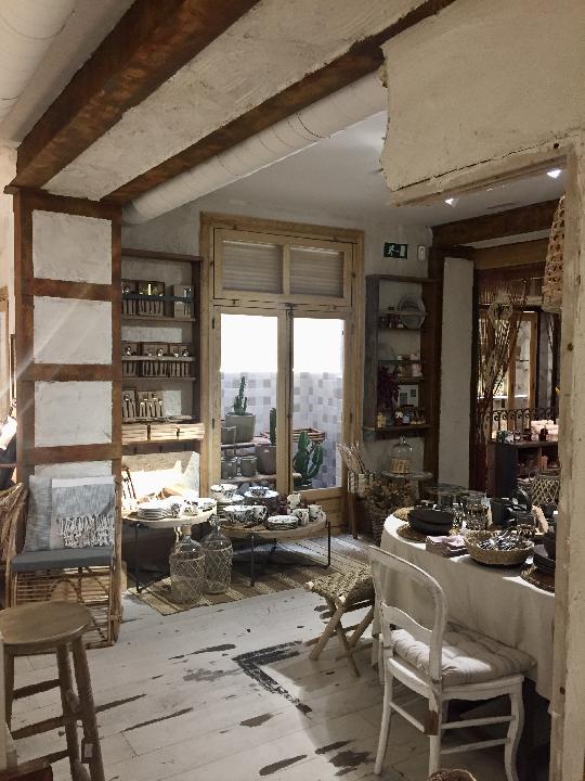 2019 Ofelia Home Decor. 