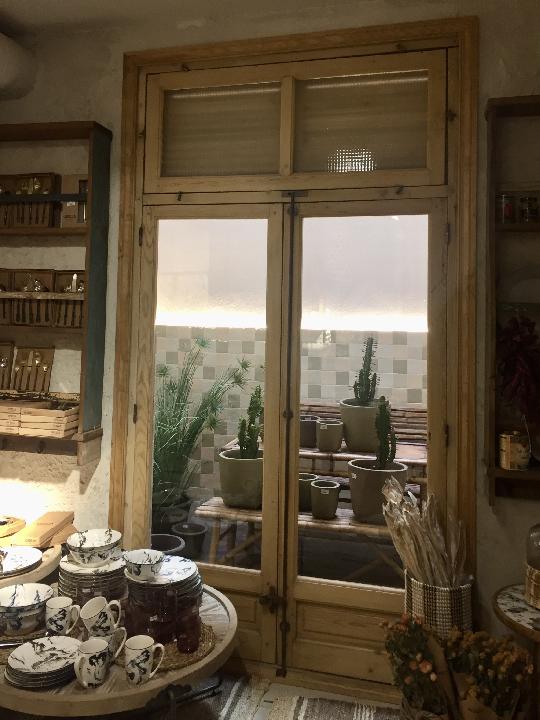Ventana de 2 hojas con sobreventana