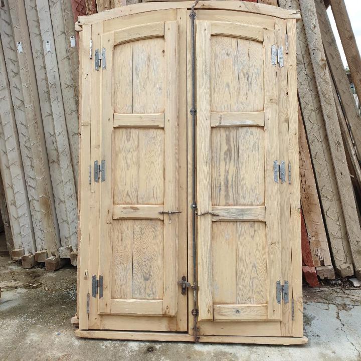 Ventana Huelgas. 