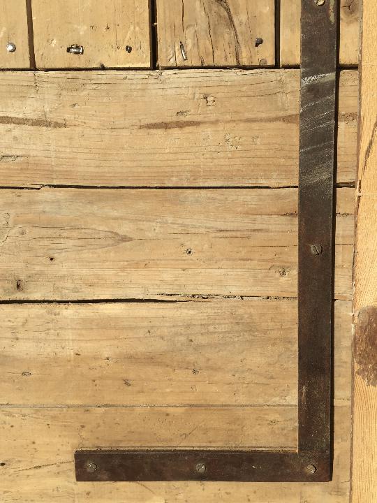 Puerta exterior opaca
