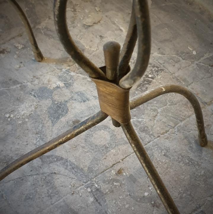 Florero Salmira. 
