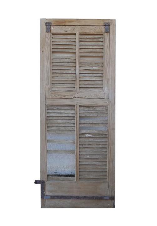 Contraventana de lamas