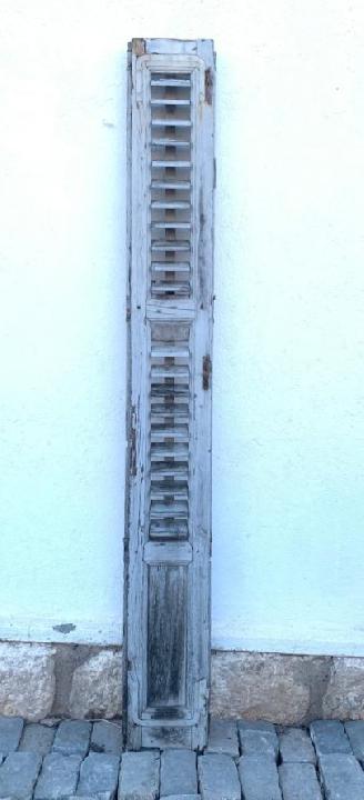 Contraventana de lamas