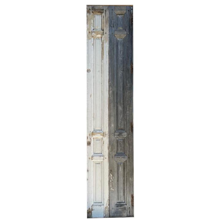 contraventana antigua de madera