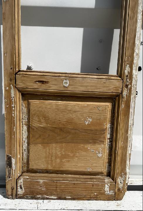 Puerta balconera