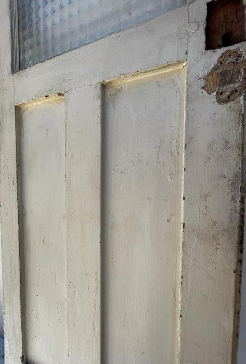 Puerta interior cristalera