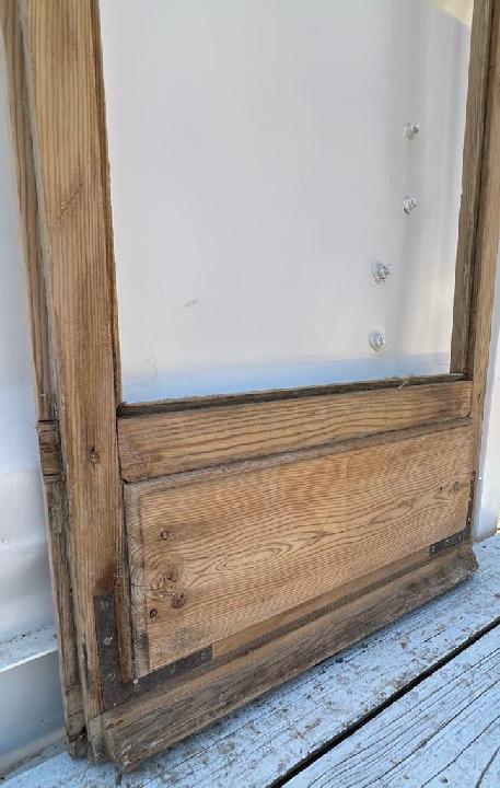 Puerta balconera