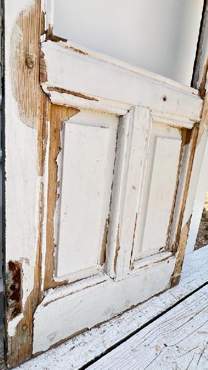 Puerta balconera