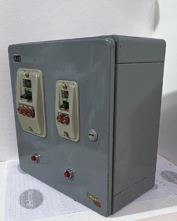 Contador eléctrico BJC. 