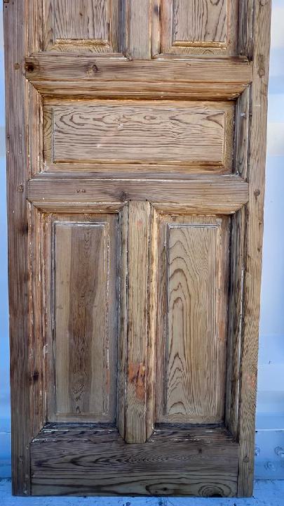 Puerta interior cristalera