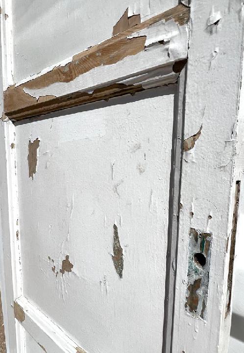 Puerta interior opaca