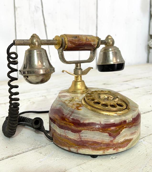 Teléfono