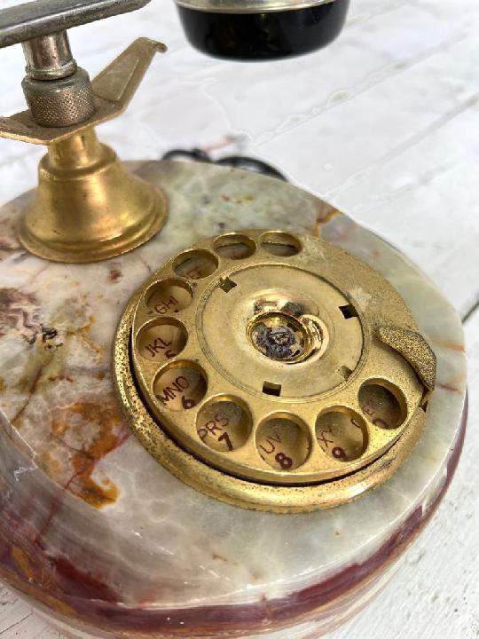 Teléfono