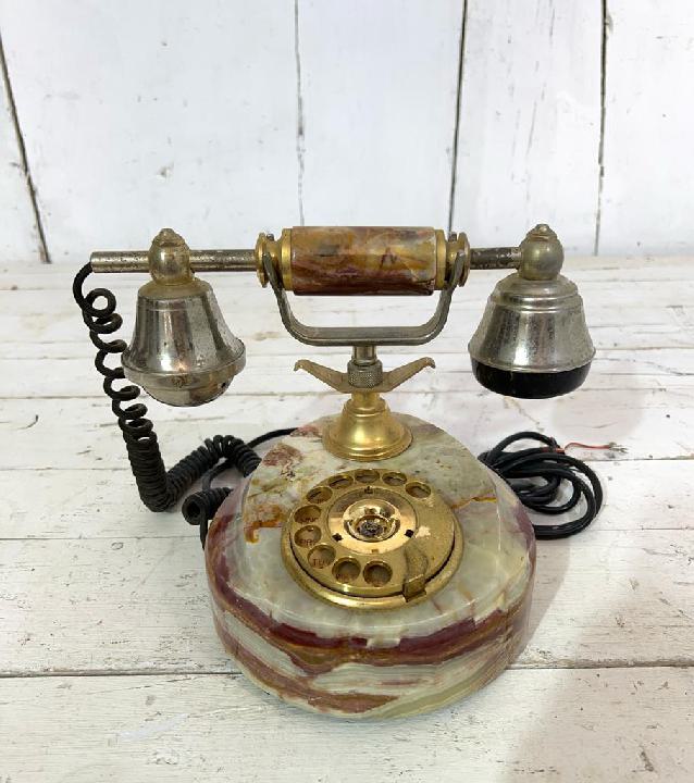 Teléfono