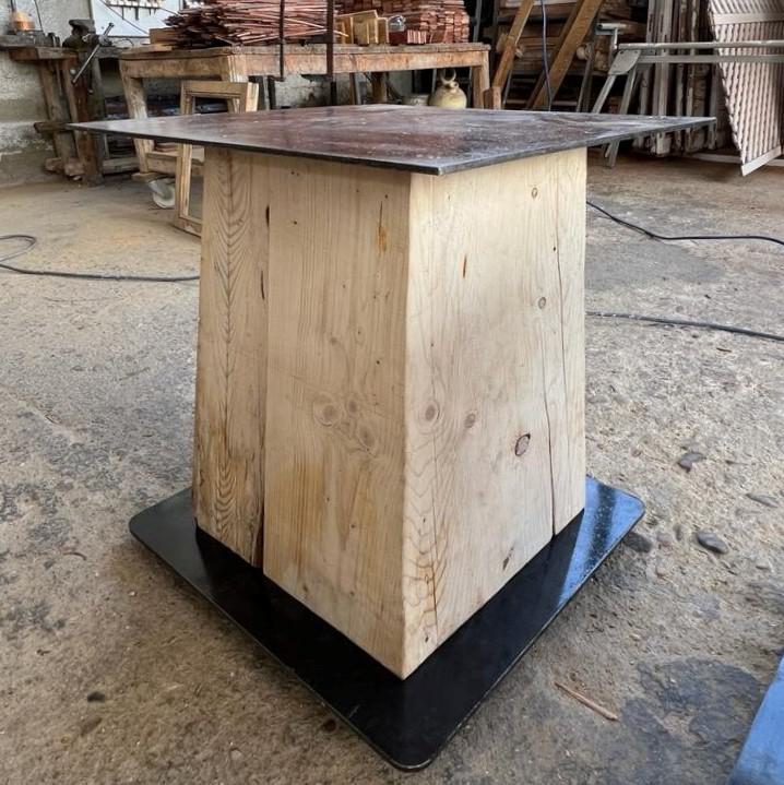 Pie de mesa