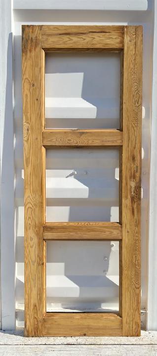 Puerta interior cristalera