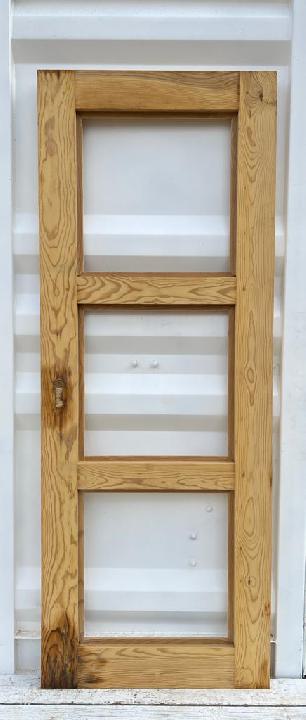 Puerta interior cristalera