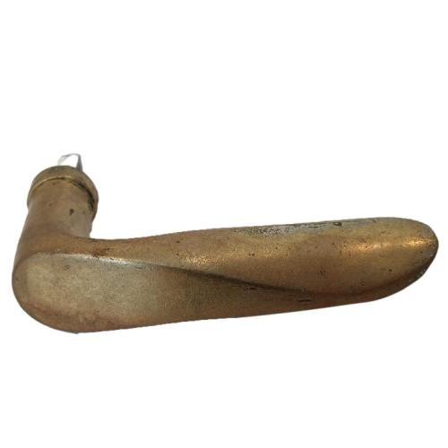 Picaporte manilla sencillo