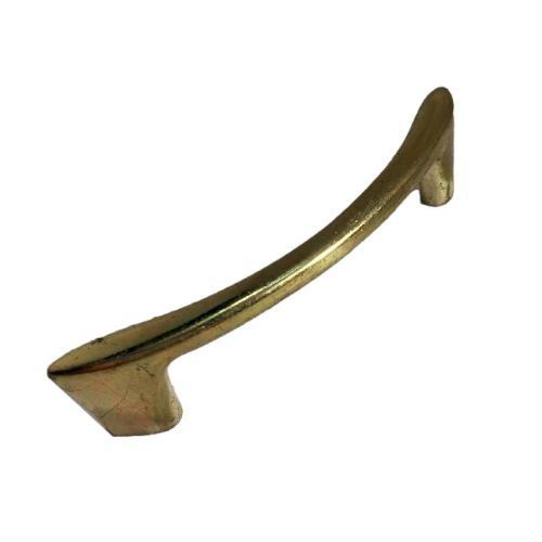 Tirador de asa dorado